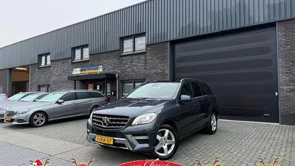 Grijs Gebruikt 2014 Mercedes 350 SUV | € 27.950 (Eerlijke prijs)