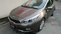 Bruin Gebruikt 2014 Kia Ceed Sedan | € 10.490 (Eerlijke prijs)