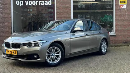Occasion BMW 330e Executive 184 PK (135 kW) 2018 Grijs Sedan