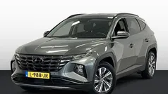 Grijs metallic Gebruikt 2021 Hyundai Tucson Comfort SUV | € 29.925 (Eerlijke prijs)