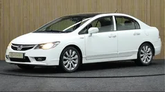 Wit Gebruikt 2011 Honda Civic Elegance Sedan | € 4.900 (Eerlijke prijs)