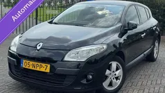 Zwart Gebruikt 2010 Renault Mégane III Bose Edition Hatchback | € 1.950 (Super prijs)