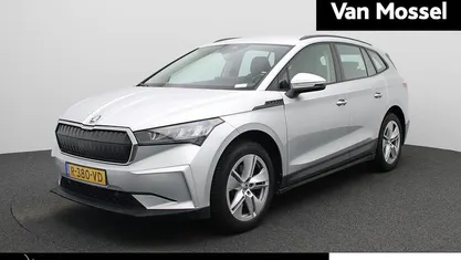 Grijs Gebruikt 2022 Skoda Enyaq iV SUV | € 23.900 (Goede deal)