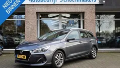 Grijs Gebruikt 2019 Hyundai i30 Premium Stationwagen | € 15.995 (Eerlijke prijs)