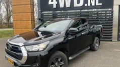 Zwart Gebruikt 2021 Toyota HiLux Edition Pickup | € 30.740 (Eerlijke prijs)