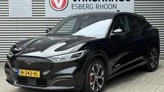 Zwart, metallic lak Gebruikt 2021 Ford Mustang Mach-E SUV | € 22.950 (Super prijs)