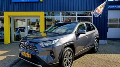Grijs Gebruikt 2024 Toyota RAV4 Hybrid Team SUV | € 47.595 (Eerlijke prijs)