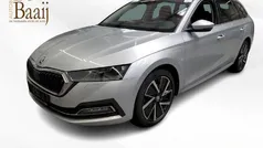 Grijs Gebruikt 2021 Skoda Octavia Style Stationwagen | € 23.950 (Eerlijke prijs)