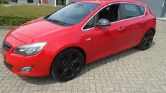 Rood Gebruikt 2011 Opel Astra Sport Hatchback | € 3.250 (Goede deal)