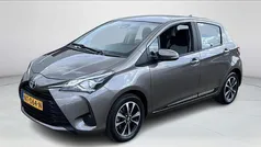 Grijs Gebruikt 2017 Toyota Yaris Design Hatchback | € 14.950 (Eerlijke prijs)
