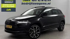 Zwart Gebruikt 2021 Skoda Karoq SportLine SUV | € 24.300 (Eerlijke prijs)