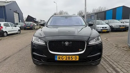 Occasion Jaguar F-Pace Portfolio 301 PK (221 kW) 2017 Zwart SUV