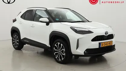Gebruikt 2024 Toyota Yaris Cross SUV | € 28.999 (Eerlijke prijs)