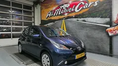 Blauw Gebruikt 2015 Toyota Aygo Hatchback | € 6.950 (Goede deal)