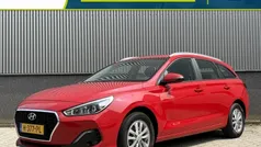 Rood Gebruikt 2020 Hyundai i30 Comfort Stationwagen | € 17.435 (Eerlijke prijs)
