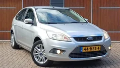 Gebruikt 2009 Ford Focus Ghia Hatchback | € 3.950 (Eerlijke prijs)