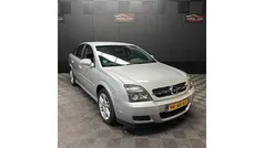 Grijs Gebruikt 2004 Opel Vectra GTS Elegance Hatchback | € 500 (Goede deal)