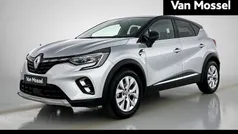 Grijs Gebruikt 2020 Renault Captur Intens SUV | € 19.435 (Eerlijke prijs)