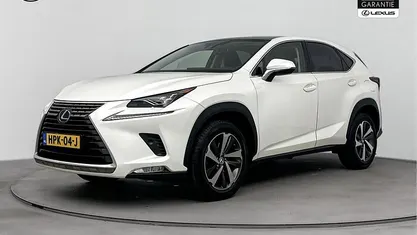 Wit Gebruikt 2020 Lexus NX300h Luxury Line SUV | € 39.995 (Eerlijke prijs)