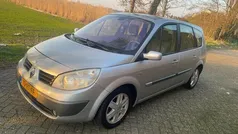 Grijs Gebruikt 2004 Renault Grand Scénic II Luxe MPV | € 1.399 (Eerlijke prijs)