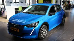 Blauw Gebruikt 2023 Peugeot e-208 Active Hatchback | € 19.850 (Goede deal)
