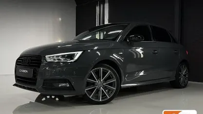 Grijs Occasion 2017 Audi A1 Sportback S-Line Hatchback | € 17.495 (Eerlijke prijs)