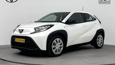 Gebruikt 2022 Toyota Aygo X Play SUV | € 15.445 (Eerlijke prijs)