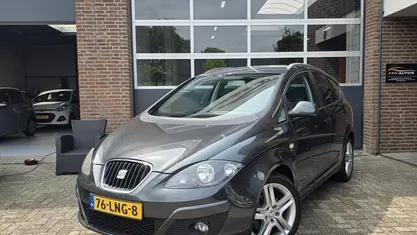 Occasion Seat Altea XL Style 125 PK (91 kW) 2010 Grijs MPV