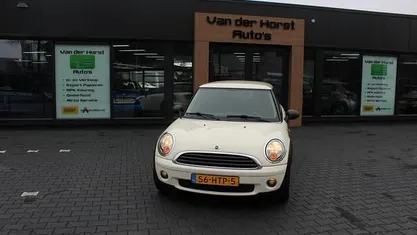 Wit Occasion 2009 Mini ONE Hatchback | € 3.750 (Eerlijke prijs)