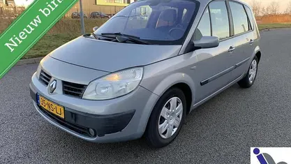Occasion Renault Scénic II Komfort 135 PK (99 kW) 2004 Beige MPV