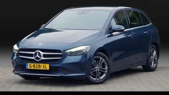 Blauw Gebruikt 2019 Mercedes B220 Style MPV | € 26.650 (Eerlijke prijs)