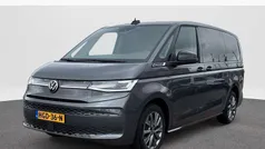 Gebruikt 2023 VW Multivan Style MPV | € 58.900 (Eerlijke prijs)