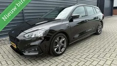 Zwart Gebruikt 2019 Ford Focus ST-Line Stationwagen | € 10.950 (Super prijs)