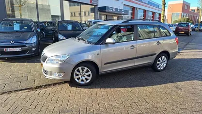 Occasion 2010 Skoda Fabia Ambition Stationwagen | € 3.950 (Eerlijke prijs)