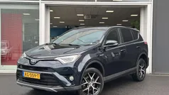 Gebruikt 2017 Toyota RAV4 Hybrid Style SUV | € 21.950 (Eerlijke prijs)
