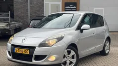 Grijs Gebruikt 2010 Renault Scénic III MPV | € 3.250 (Goede deal)