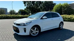 Wit Gebruikt 2018 Kia Rio Hatchback | € 12.950 (Eerlijke prijs)