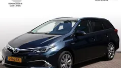 Grijs Gebruikt 2016 Toyota Auris Executive Stationwagen | € 13.895 (Eerlijke prijs)