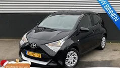 (211) Gebruikt 2019 Toyota Aygo X-play Hatchback | € 9.900 (Eerlijke prijs)