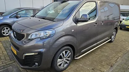 Occasion 2019 Peugeot Expert Premium Van | € 16.900 (Goede deal)