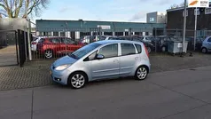 Blauw (metallic) Gebruikt 2005 Mitsubishi Colt Instyle Hatchback | € 1.950 (Eerlijke prijs)