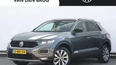 Gebruikt 2019 VW T-Roc Style SUV | € 23.895 (Eerlijke prijs)