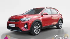 Rood Gebruikt 2020 Kia Stonic SUV | € 16.735 (Eerlijke prijs)