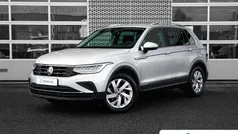 Grijs Gebruikt 2023 VW Tiguan R-line SUV | € 35.895 (Super prijs)