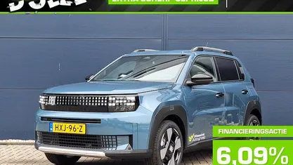 Blauw Occasion 2025 Fiat Grande Panda La Prima Hatchback | € 25.885 (Eerlijke prijs)