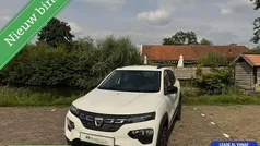 Wit Gebruikt 2022 Dacia Spring Comfort Hatchback | € 10.950 (Goede deal)