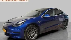 Gebruikt 2020 Tesla Model 3 Standard Range Sedan | € 21.295 (Eerlijke prijs)
