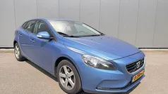Blauw Gebruikt 2014 Volvo V40 Momentum Stationwagen | € 5.150 (Eerlijke prijs)