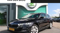Gebruikt 2024 Skoda Octavia Business Line Stationwagen | € 27.595 (Eerlijke prijs)