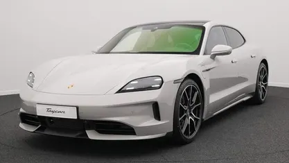 Grijs Occasion 2024 Porsche Taycan Sport Turismo Sedan | € 112.750 (Goede deal)